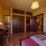 N A P L House *