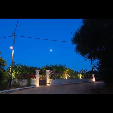 N A P L House Ferienhaus Keramiaí