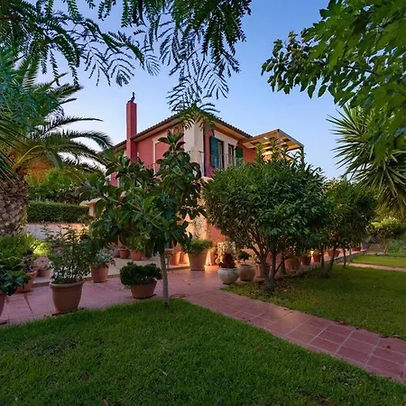 N A P L House بيت للعطل Keramiaí