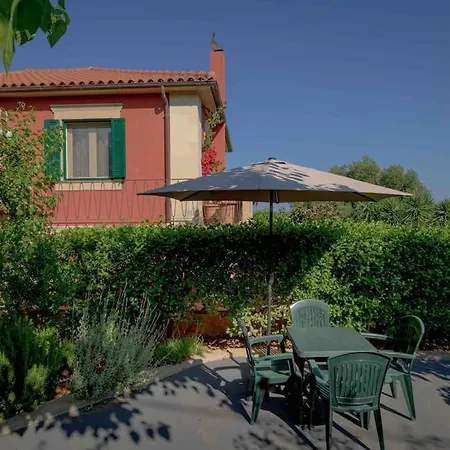 N A P L House * Keramiai